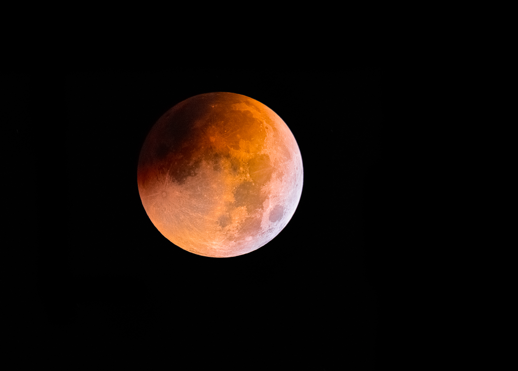 Photo of red moon during the eclipse